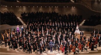 Hamburg Symphony Orchestrato Play Perform at du Arena