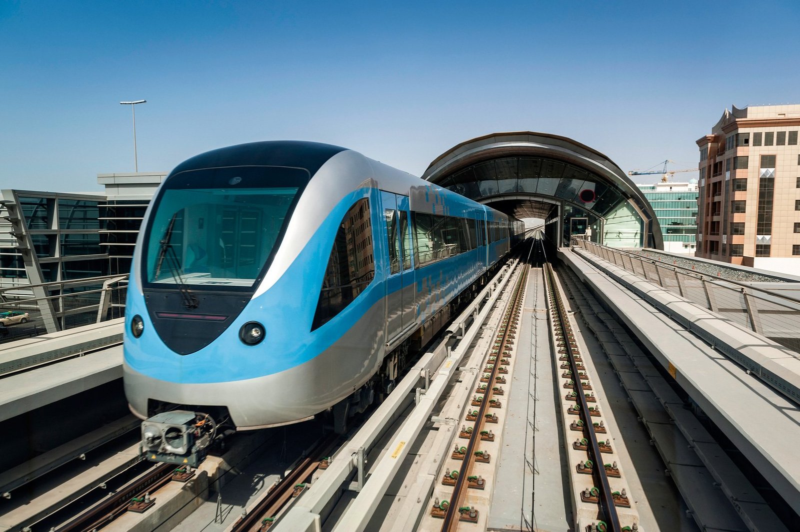 Keolis-Mitsubishi consortium wins 15-year contract to operate Dubai metro and tram Keolis-Mitsubishi consortium wins 15-year contract to operate Dubai metro and tram