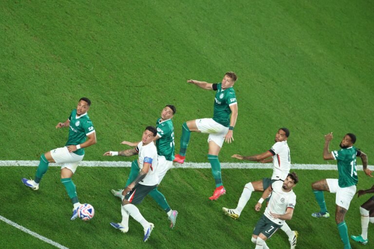 Chelsea Defeats Palmeiras 2-1 to Reach Club World Cup Semifinals