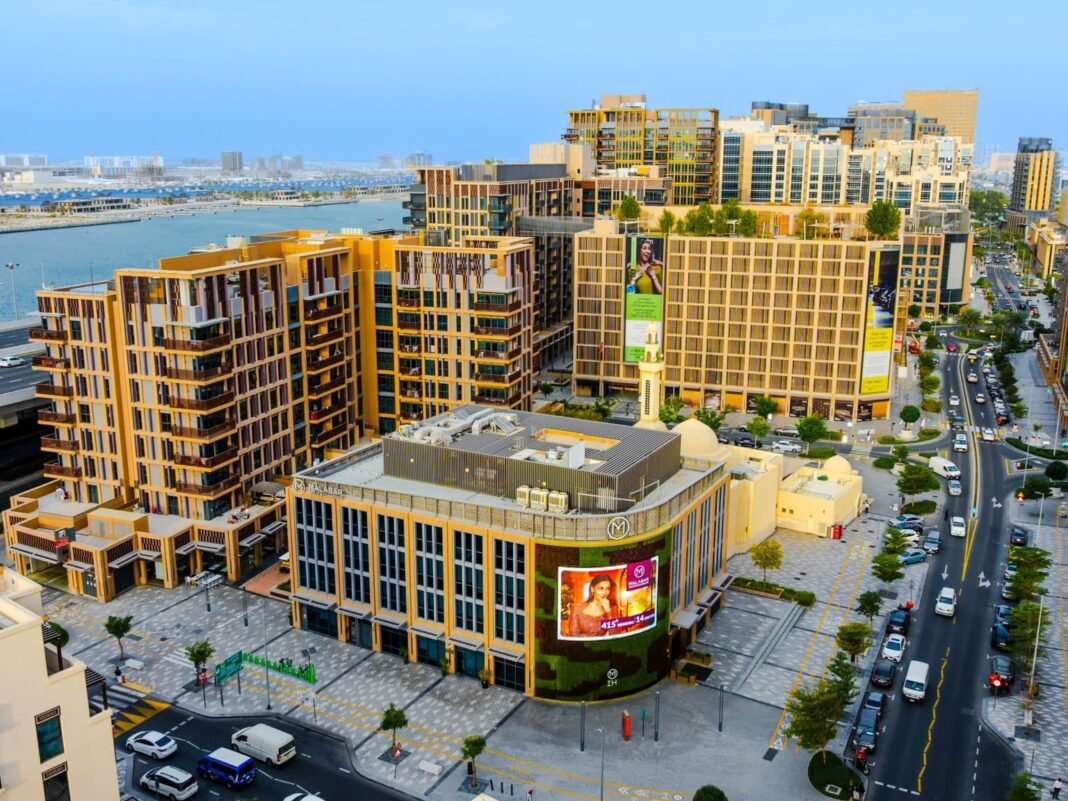 Dubai’s Golden Promise Shines on a New Street Dubai’s Golden Promise Shines on a New Street