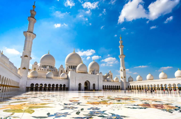 Sheikh Zayed Grand Mosque hits record 6.8 million guests in 2025