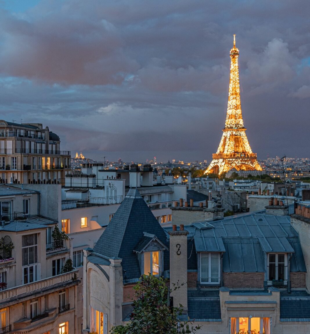 France Targets 30,000 Indian Students by 2030 France Targets 30,000 Indian Students by 2030